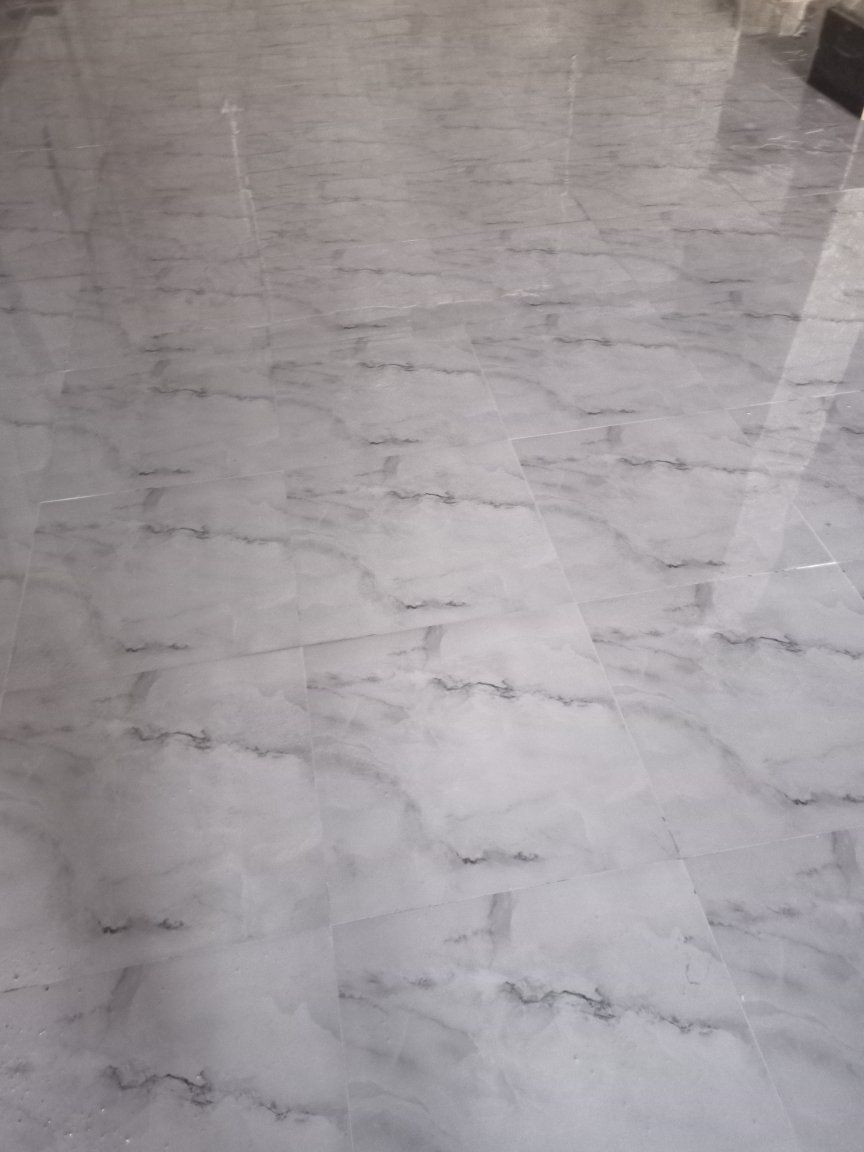 السلام عليكم عملي سيراميك بورسلين مرمر متفرغ حاليا العمل داخل الموصل فقط 
***********
*********** كورك بيه واتساب
