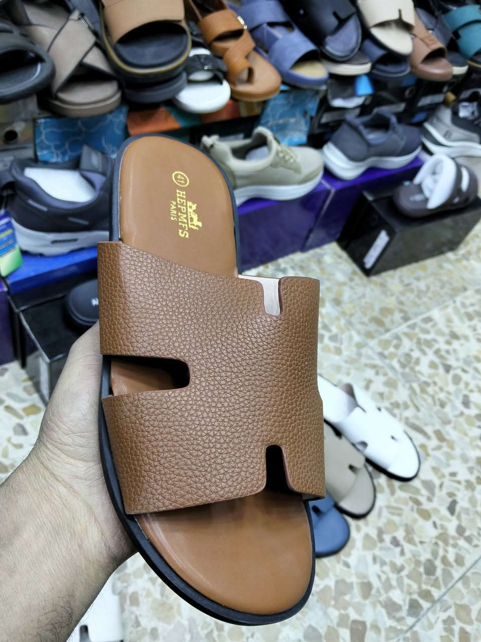 السعر 10,000 دينار فقط شحاطه رجالي جميع القياسات والالوان من قياس 40 الى 46 فقط


**إذا كنت صاحب هذا الإعلان وتريد حذفه لأي سبب، رجاءا أرسل رسالة إلى الدعم الفني**