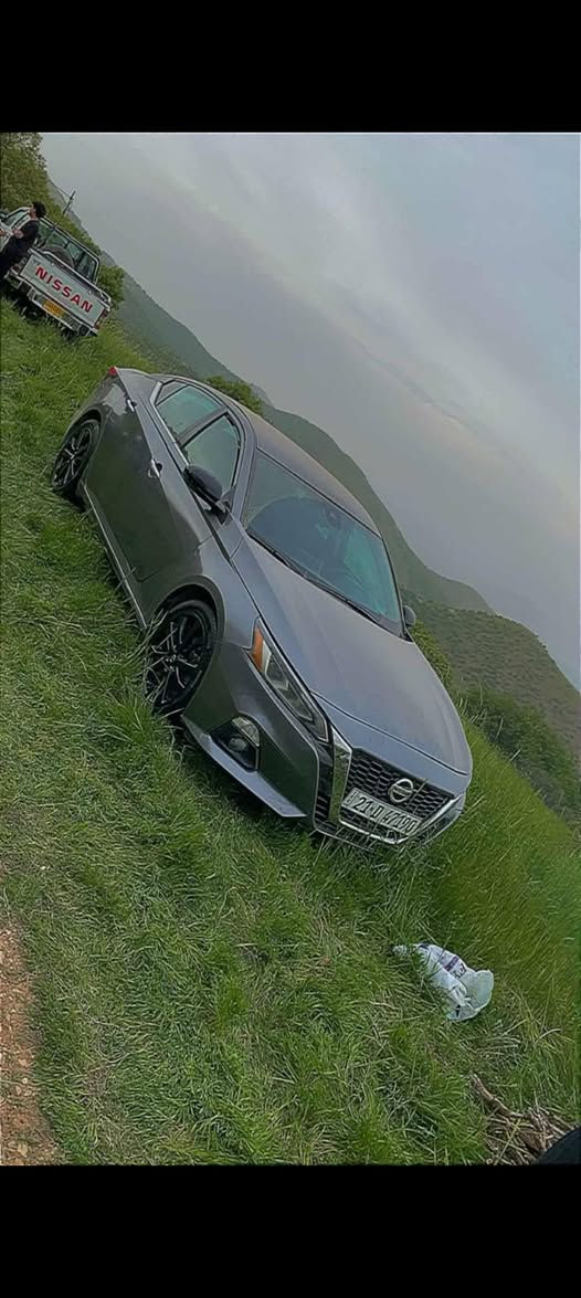 نیسان ئاڵتیما 2022 یەک دەستە ماڵی دۆستە کامل مەسرەف کراوە پێشی کەپسە ئێرباگ بەشەرت نەتەقیوە دواوەی قرچێکی کەمی هەیە سۆنەریم داناوە سەنەوی و ڕەقەمی تازەیە سعری 117 گەڵا مەعامەلە شوێن سلێمانی 
***********
*********** السليمانية, العراق
