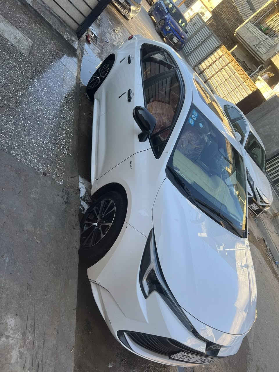 كورلا هايبرد موديل 2024تجميع صيني شكل الامريكي باب اول كشن احمر  
ماشيه:٣٧
رقم بغداد باسمي وهزه جديده 
موصفات السياره 
بصمه 
فتحه 
تحكم سترين 
شاشه جبيره 
هند بريك كهرباء 
كشنات جلد 
تحديد مسار 
اوتو هولد 
رادار امامي خلفي 
كامره خلفيه 
داشكام كامره اماميه
٣ مودات قياده 
سياره خير من الله وما ناقصه شي ابد ع وضع الوكاله وسياره كفاله عامه 
مكان السياره بغداد الاعلام
السعر ١٤٧ 
الاستفسار 
‏‭***********
