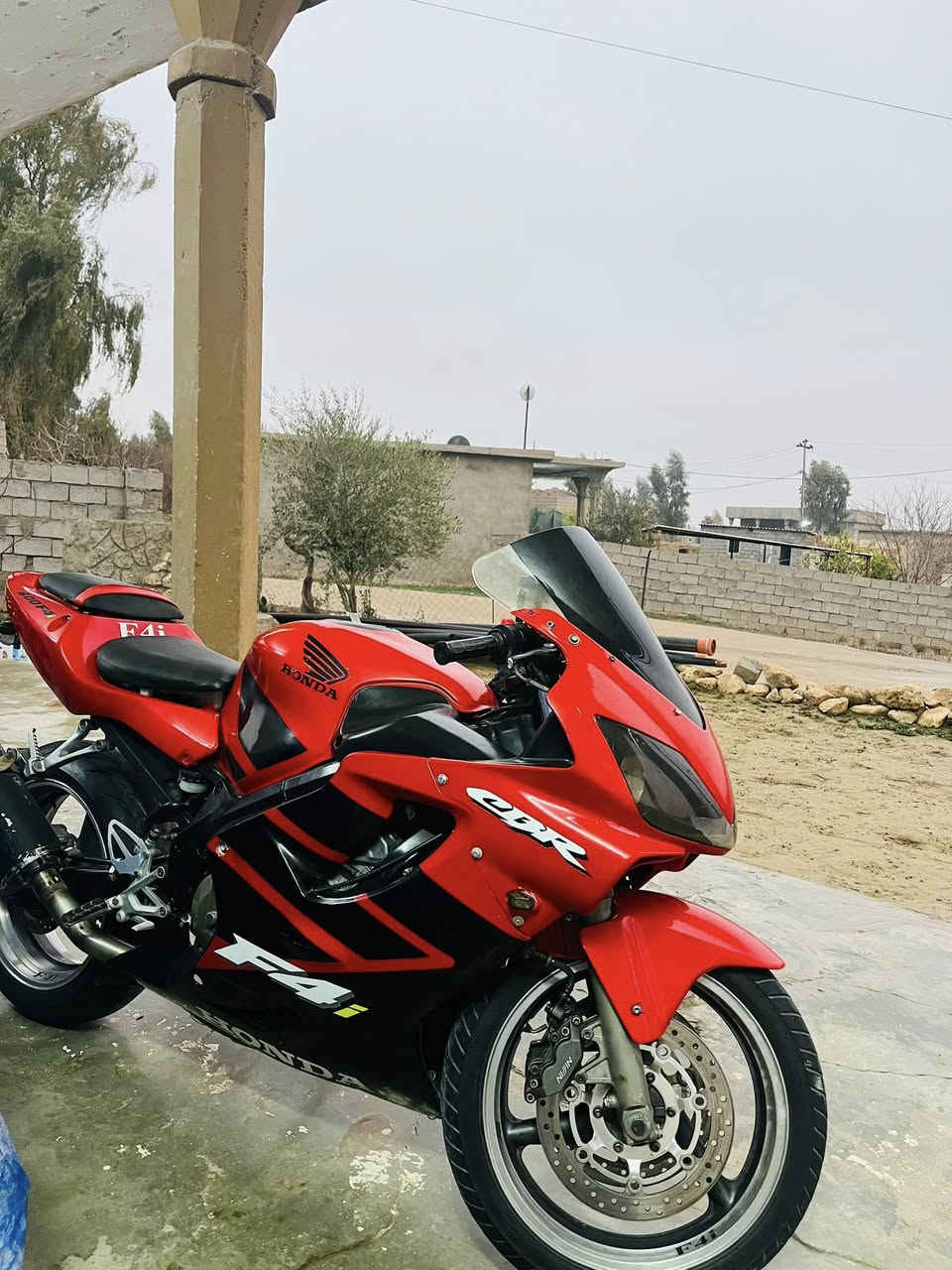 افوراي للبيع محرك كبس ما مفتوح صبانه ما مضروب كامل عليه ايدامه قبل سبوع ما ناقصه شي أوراق كامل منفيس وكمرك صوت رعب مكان كركوك قضاء الدبس سعر 18ورقه وبي مجال رقم وتساب ***********
