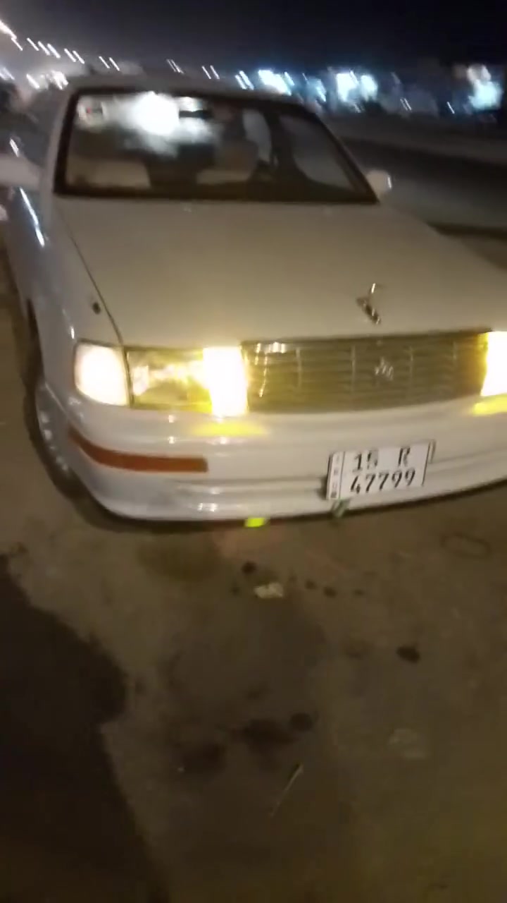 سلام عليكم سياره تيوت كراون بطهة مديل 1992. رقم نكليزي. سياره مكفوله نقل جثه وكصه. صبغ جماليه فقط تخم تايرر جديد. حداديه. جديده. تبريد. العنوان النجف الحيدريه ستفار تصال برقم الهاتف... ***********...
