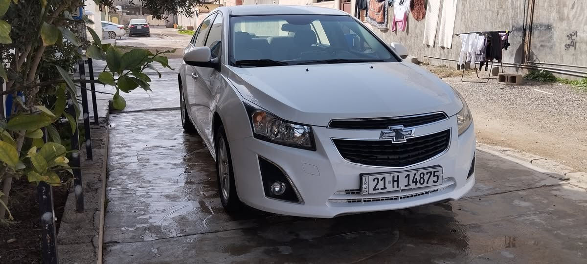 سلام عليكم شوفرليت كروز 11 خليجي محرك كير نحله نضام غاز بانزين بيها كم قطعه صبغ بسمي تحويل ثاني يوم سعرها 78 قفل من الخير  ديالى خانقين السياره جاهزه بدون نقص هذه رقمي ***********
