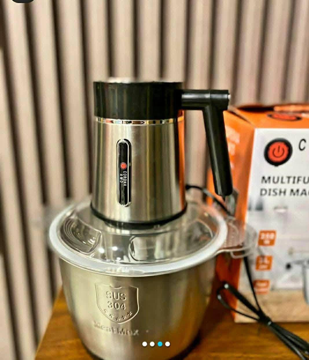 محضرة طعام استنالس ستيل ماركة  الاصلية
محضره حجم عائلي كبير ٣ لتر
مع ٣ شفرات استنالس ستيل لثرم الفواكه والخضار واللحوم
السعر 17000 الف دينار


**إذا كنت صاحب هذا الإعلان وتريد حذفه لأي سبب، رجاءا أرسل رسالة إلى الدعم الفني**