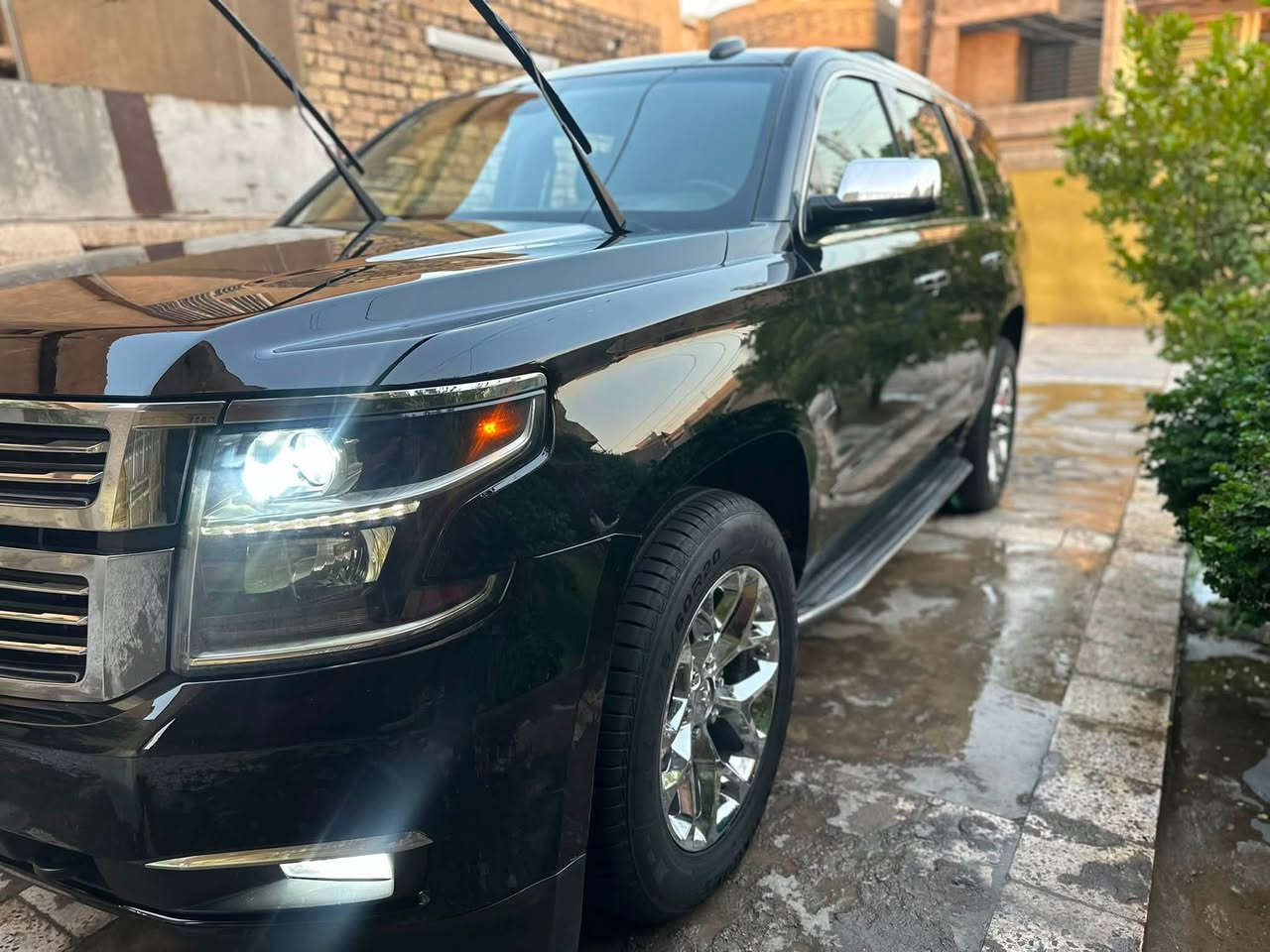 سلام عليكم 
تاهو موديل 2016 خليجي وكاله المنصور فول مواصفات LTZ 
ملاحضه سياره مغلفه PPF ضمان 🔟 سنوات 
المواصفات فتحت سقف 
كشنات جلد خزن 
5بصمات 
تحكم فور ويل صعود ونزول 
شاشه وسطيه ومصفات LTZ معروفه
سياره بيها بارد قليل ***********
