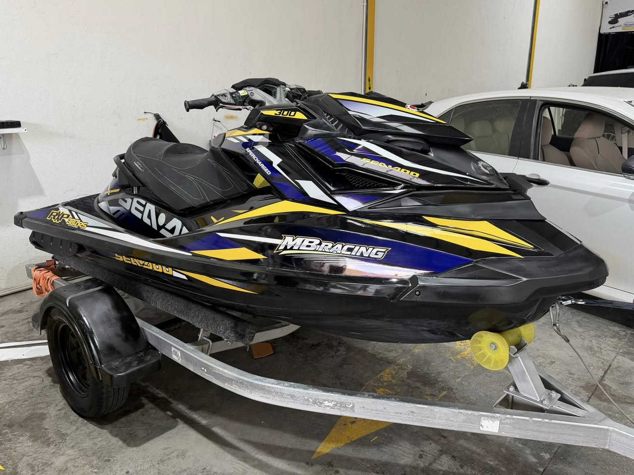 Seado RXP 260 2013
١٦٥ مشتغل 
سعر 72$
***********
