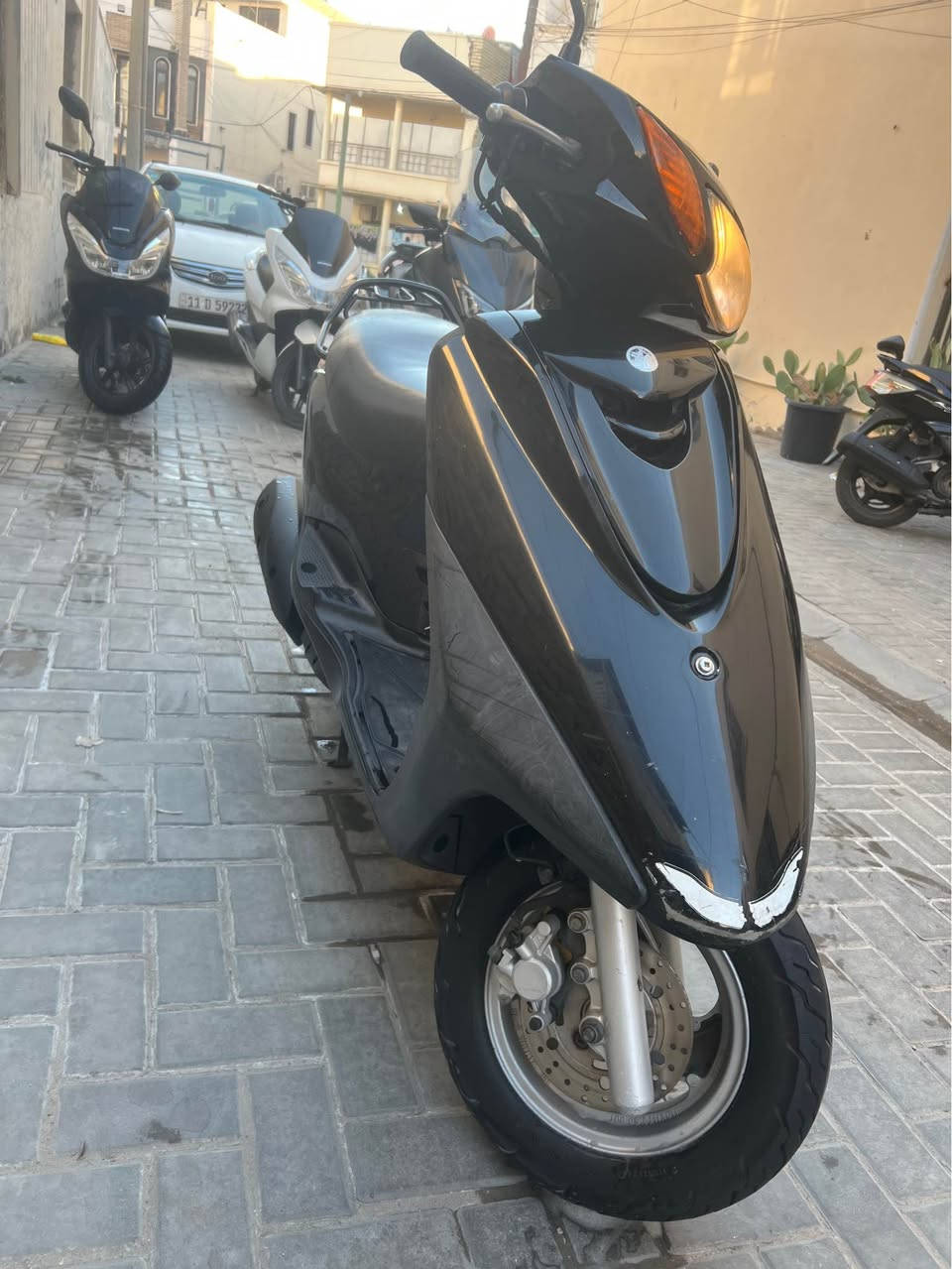 سلام عليكم شباب دراجه اكزز ياباني ماشيه 34كفاله عامه اي نقص مابيها السعر مليون و450رقم الهاتف *********** المكان بغداد العطيفيه الثانيه بغداد, العراق
