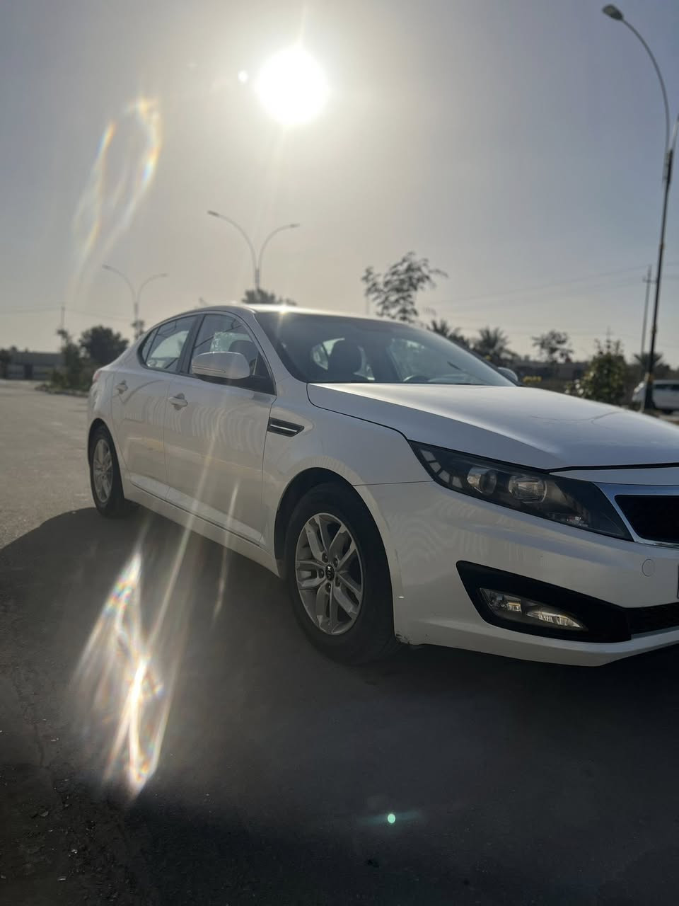 السلام عليكم 
أوبتيما للبيع 2014 خليجي كفاله عامه ضربه وصبغ وتعديل وبارد رقم بغداد سنويه ل30 محرك 2000دوش مكينه وكير وحداديه كفاله ماشيه 70 الف دواخل بيجي تبريد قطعتين
 تحكمات سترين شفتات ويل كروم 
مكان السياره الناصرية 
السعر 158 وبيها وجال قليل 
*********** رقم الهاتف
