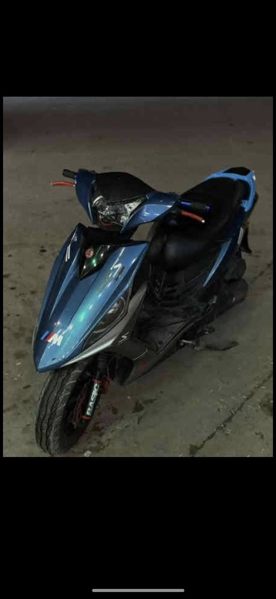 دراجة oz  سكنس ياباني امتياز الدراجة نقص برغي ما بيها       مكينة بلاد ماملموسة 
سعر 700بيها مجال بس لحد يكسر بل سعر رحمة الوالديكك لين متوازي علة فلوسها 
***********
