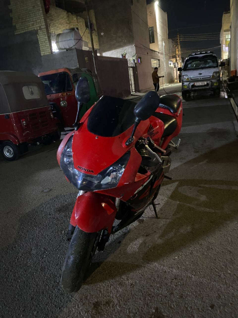 سلام عليكم للبيع  دراجه دفل ٩٥٤ شغاله بس بيه كازكت  اتعبر مي لبره يم الصالنصه مو عل مكينه   س١٥٠٠ وبيه مجال مكان بغداد حي النصر ***********
