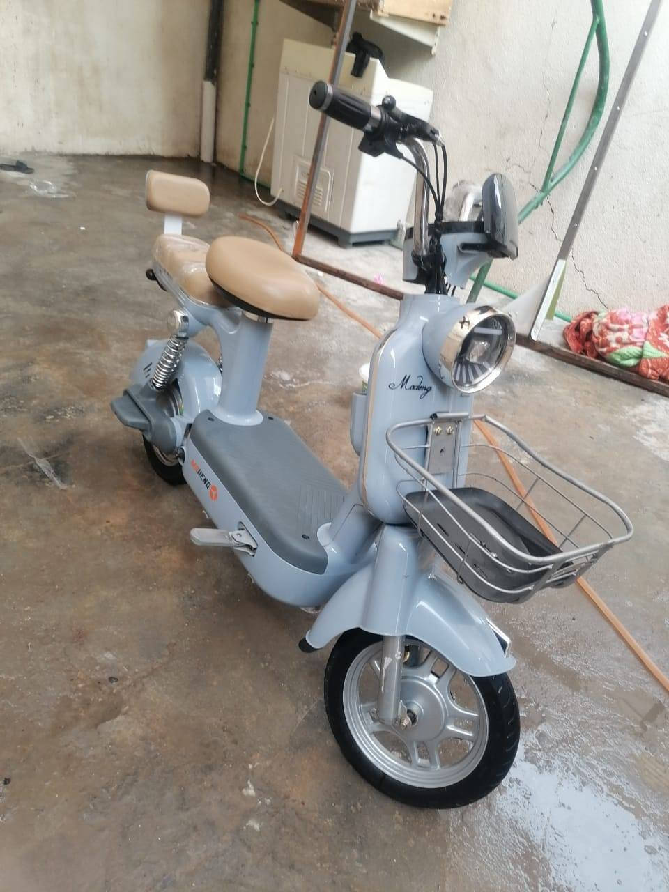 دراجه شحن 14دزاين ايطالي🇮🇹 شاشه دجيتل NFC كارت +بصمه عن بعد+مفتاح وبيهه نضام 3سرع اقصى سرعه 60 +اشاره يمنه يسره +هورن +لايت عالي وبيهه 4بطاريات الدبل الخلفي 2 /الدبل الامامي 1 وقياس الملف 500 وات حقيقي +دوس الركض الرجل الامامي+استان جانبي+استان تعليك+شاحنه اصليه🇮🇹�
السعر 300الف وبيهة مجال المكان بغداد الرصافة***********
