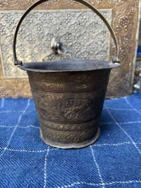 دلو نحاس احمر قديم نقش يدوي مختوم ايضا ارتفاع 18 سم واتساب 07724484061