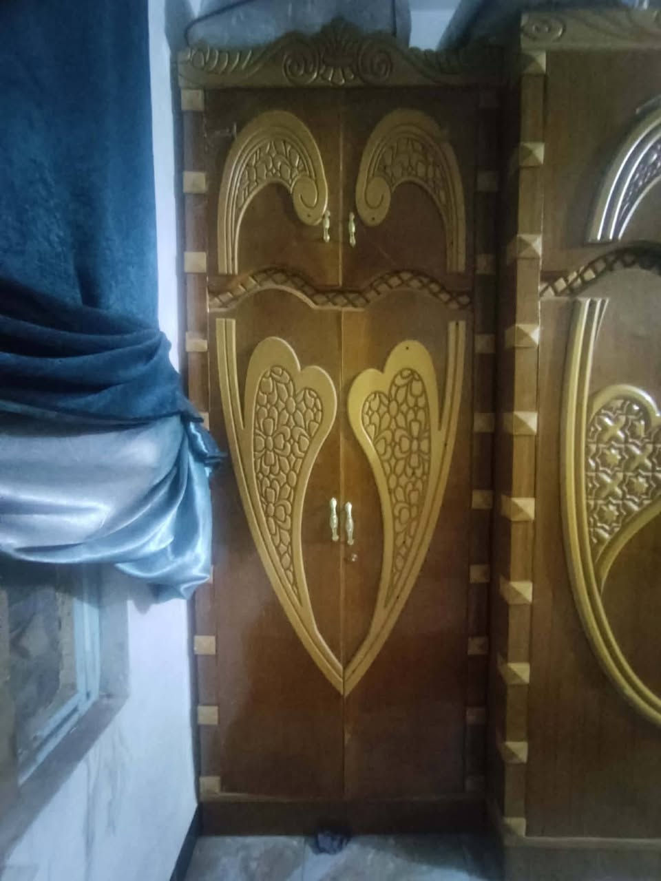السلام عليكم
زاوية للبيع تسكام عراقي عوزها قفل 

تواصل واتساب ***********
