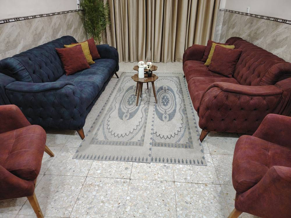 تخم تركي مودرن ٨ مقاعد سرير قلاب سفنج طبي جستر قماش جوكر ارجل خشب زان نظيف جدا جدا السعر ٥٠٠ المكان الشعب شارع الصحه


**إذا كنت صاحب هذا الإعلان وتريد حذفه لأي سبب، رجاءا أرسل رسالة إلى الدعم الفني**