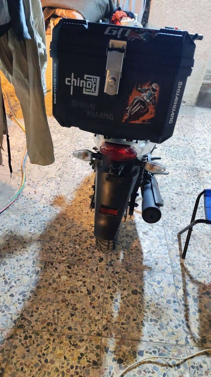 السلام عليكم تي في اس موديل 21 دراجة جديدة زيرو اوراق كاملة جاهزة لترقيم مكاني بغداد سعر 1500 مليون ونص لتواصل ***********
