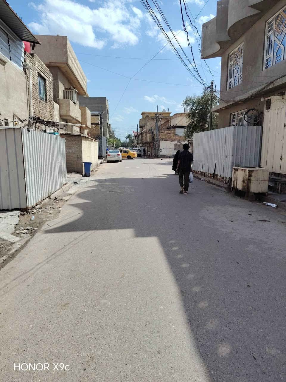 السلام عليكم بيت اللبيع بل شعله اب قطاع السادس الشارع اليطلع عله السوك الاستفسار عله الرقم ***********
