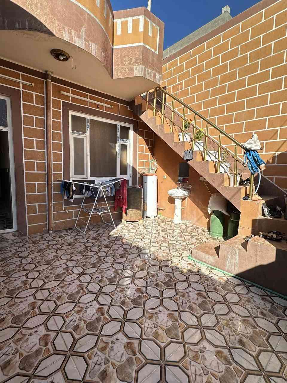 هەرزان هەرزان خانوویەکی زۆر هەرزان و گونجاو 

سلام علیکم

#خانووی_نایاب بۆ فرۆشتن ⛪💒
ناونیشان 📍کەلار _ ناحیەی ڕزگاری (سموود) 

◼️ گەڕەکی ژاڵە 🌆🌃 کۆڵان سەبەکان 🛣️
◼️ ڕووبەری 5 بە 20 = 100 مەترە 📏📐
◼️ تاپۆی یەک ناوە  🖼️
◼️ شوێنێکی زۆۆر خۆش و دڵگیری هەیە. 
◼️ کامل ژوورەکانی 1.20 کاشییە ✅
◼️ ڕووی خۆر بەیانییە 
◼️ نرخەکەی زۆۆۆر گونجاوە ✅✅

🔴 ژوورەکانی ئەم خانووە پێکهاتووە لە ⬇️

🔶 میوان 🪑🚪
🔶 مساعد مطبخ 🍽️🫖
🔶 هۆڵێک 🖼️
🔶 ژوورێکی نوستن 🛋️🛏️
🔶 ڕۆشنایی 🪟
🔶 مشتەمەلات 🛁🚿

بۆ زانینی نرخ 💵 تەنها خاڵێک لە کۆمێنت دانێ ڕاستەوخۆ بە نامە نرخەکەیت پێ دەگات یان پەیوەندی بکەن بەم ژمارانەوە 📲📞📳

0772 225 78 99📞✅

0772 116 99 73✅✅

0770 151 20 97📞✅

دەتوانن سەردانی
#نوسینگەی_محمد_یاوەر_محمد بکەن 

ناونیشانی نوسینگە ◀️ ڕزگاری جادەی نێو بازاڕ 🛣️
🔴 سەرووی شارەوانی سموود. 🌆🏣
🔴 تەنیشت شیرینی خانەی زانا🍹🏢

ئێوەی بەڕێزیش هەر موڵکێکتان هەبوو بۆ فرۆشتن یان ویستان بیکڕن دەتوانن ڕەسم و زانیارییەکانتان بنێرن بۆ ژمارە ڤایبەری 📳✅ ***********
