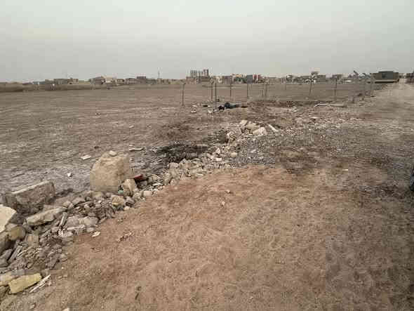 قطعه ارض للبيع 
200متر 
واجهه. 15
نزال 13
العنوان ورديه خلف مستشفى الكفيل ملاسق للطابو الصرف
السعر 28 

للاستفسار. ***********
