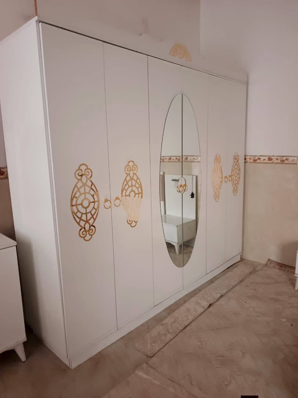 غرفه للبيع تركيا عبر الواتساب ***********
