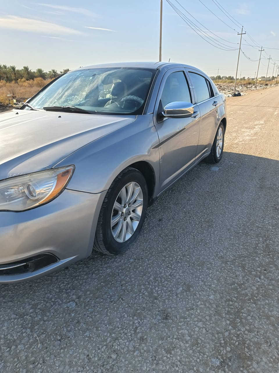 السلام عليكم
C200 كلايسلر 
موديل 2014 فئه s بأسمي 
حادثها بأمريكا قبق جنطه فقط ومبدل بلادي يعني لاصبغ ولا تعمير +جاملغ أمي بي بارد كلش بسيط وصبغته +جاملغ خلفي صبغ فقط بسبب الجرد 
محرك كير نظيفات جداً وترايك وين ماتريد 
منظومه تبريد جديده بالكامل وتبريدها مجمده 
كلوبات زنون ثلجي فول 
السعر 80  ورقه وبيها مجال 
عنواني حله مركز المدينه 
وأي استفسار ‏اتصل وبيك خير وتدلل‪***********‬‏
