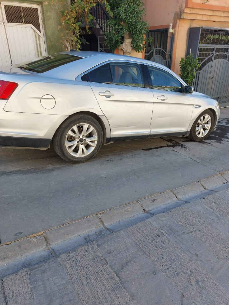 فورد تورس ٢٠١١ 
السونار مرفق مع الصور 
رقم سليمانية 
سنوية جديدة 
هزة جديدة 
محرك و كير بشرط
تحويل مباشر
تايرات جديد  وباتري جديد 
سيارة حلوة 
السعر 95 و مجال
***********
*********** السليمانية, العراق
