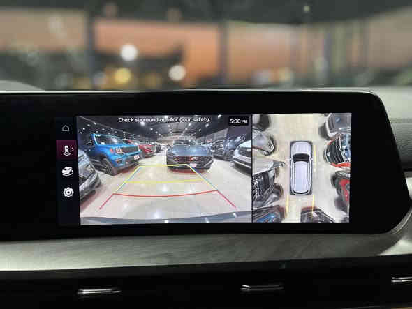 #كيا تيلورايد فئة SX PRESTIGE أعلى فئة موديل 2024
#الضرر  : جاملغ خلفي فقط
#الرقم : مرقم اربيل (الرقم الدولي تحويل او وكالة )
#الايرباك : بدون ضرر اي ايرباك

#المواصفات : 
▪️السيارة : كيا تولارايد SX PRESTIGE X - LINE X PRO لون زيتوني
▪️الموديل : 2024
▪️المحرك : 3.8L (ستة سلندر)
▪️العداد : 9 الاف ميل حقيقي
▪️حجم الويل : ويل كب حجم 19 اسود مع طقم تايرات بحالة ممتازة
▪️كامرة محيطية عدد 5 برؤية 360 درجة
▪️كشنات السيارة جلد فاخر لون قرميدي اصل
▪️فتحات سقف 2
▪️بصمات عدد 2 للأبواب مع بصمة تشغيل
▪️خاصية تحديد المسار
▪️رادار امامي للتوقف التلقائي
▪️حساس امامي و خلفي
▪️حساسات و رادارات الاجتياز الجانبية (نقاط عمياء)
▪️كامرة خلفية دوارة اصل مع الستيرن
▪️تحكم فول كهرباء لمقاعد المقدمة 
▪️شاشة الدشبول حجم كبير للتحكم بايعازات السيارة
▪️تدفئة وتبريد لكشنات المقدمة
▪️تدفئة وتبريد للكشنات الخلفية
▪️بردات خلفية اصل
▪️السيارة 7 راكب
▪️ثلاث قطع تبريد
▪️تشغيل عن بعد
▪️جنطة كهرباء
▪️سستم صوت HARMON / KARDON
▪️تحكم ستيرن جهتين بلوتوث وحاكية وكروس سرعة وتحكم صوت 
▪️نظام ABS مانع انزلاق

نكفل السيارة من ( الغرق و الشاصي والايرباك ).

السعر المطلوب : 380 ورقة مع المجال
 
الاتصال على : ***********

معرض سما دبي لتجارة السيارات والمزادات الامريكية
النجف - المدينة المائية -مقابل حي الجامعة
اهلا ومرحبا بكم
