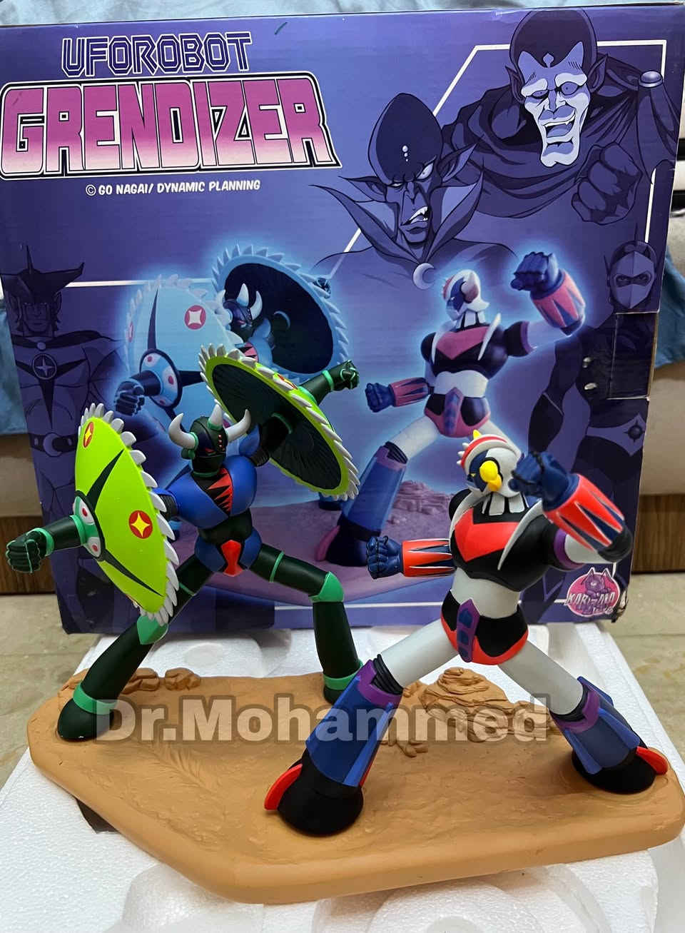 من مجموعتي
ومن نوادر شركة گو ناگاي داينمك go nagai
القطعة رقم ٣٦٦ من اصل ٤٤٤ قطعة
ديوراما الحلقة السابعة من كارتون گرندايزر
اثناء معركته مع الوحش الفضائي جن جن
مشاهدة ممتعة


**إذا كنت صاحب هذا الإعلان وتريد حذفه لأي سبب، رجاءا أرسل رسالة إلى الدعم الفني**