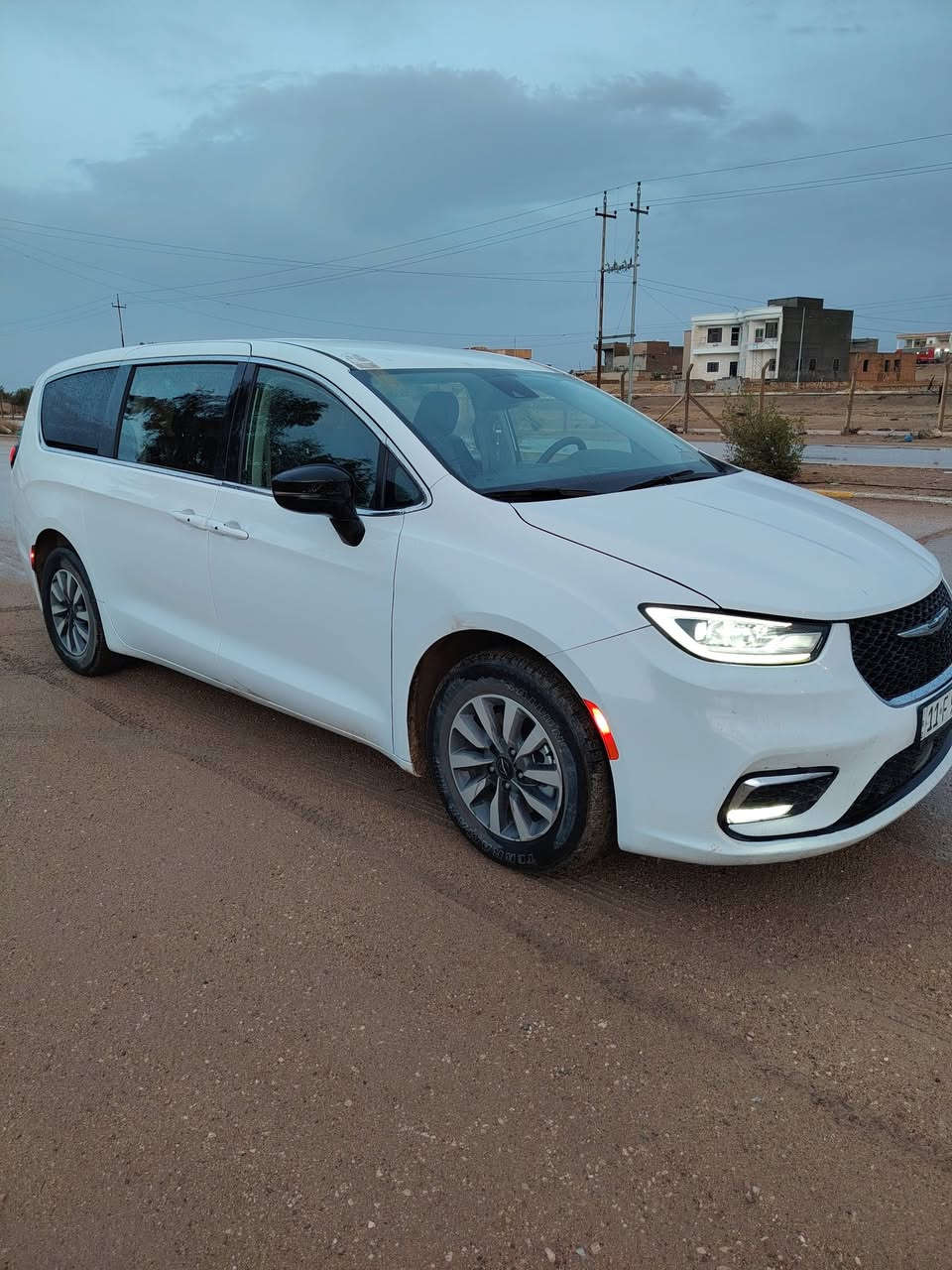 السلام عليكم
باسفيكا موديل ٢٠٢٤ هايبرد بلك ان
مواصفات نص فول
السياره بدون صبغ فقط ايرباكات طاكه وراجعه سستم
ماشيه ٣٦ الف
السعر ٢٥٥ وبيه مجال بسيط
الشراي يتصل
مكانه بغداد العامريه
***********
