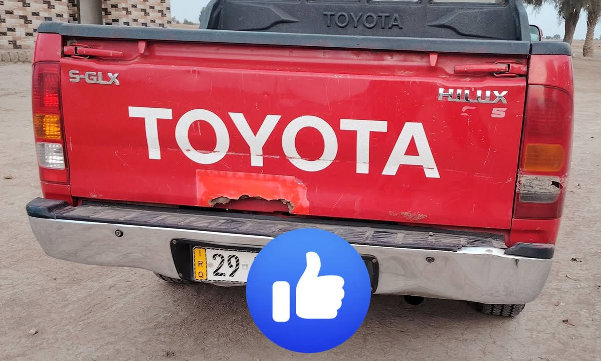 "للبيع تويوتا بيكم  2010
لون أحمر، محرك بيه خيط بخار، بيه شبر بارد يم بك لايت  مكدار شبر، مكحله باب البدي بيه شبر 
خياس
السعر: 158 ورقة وبيه مجال
المكان: بابل
للتواصل: ***********"
رقم واسط
