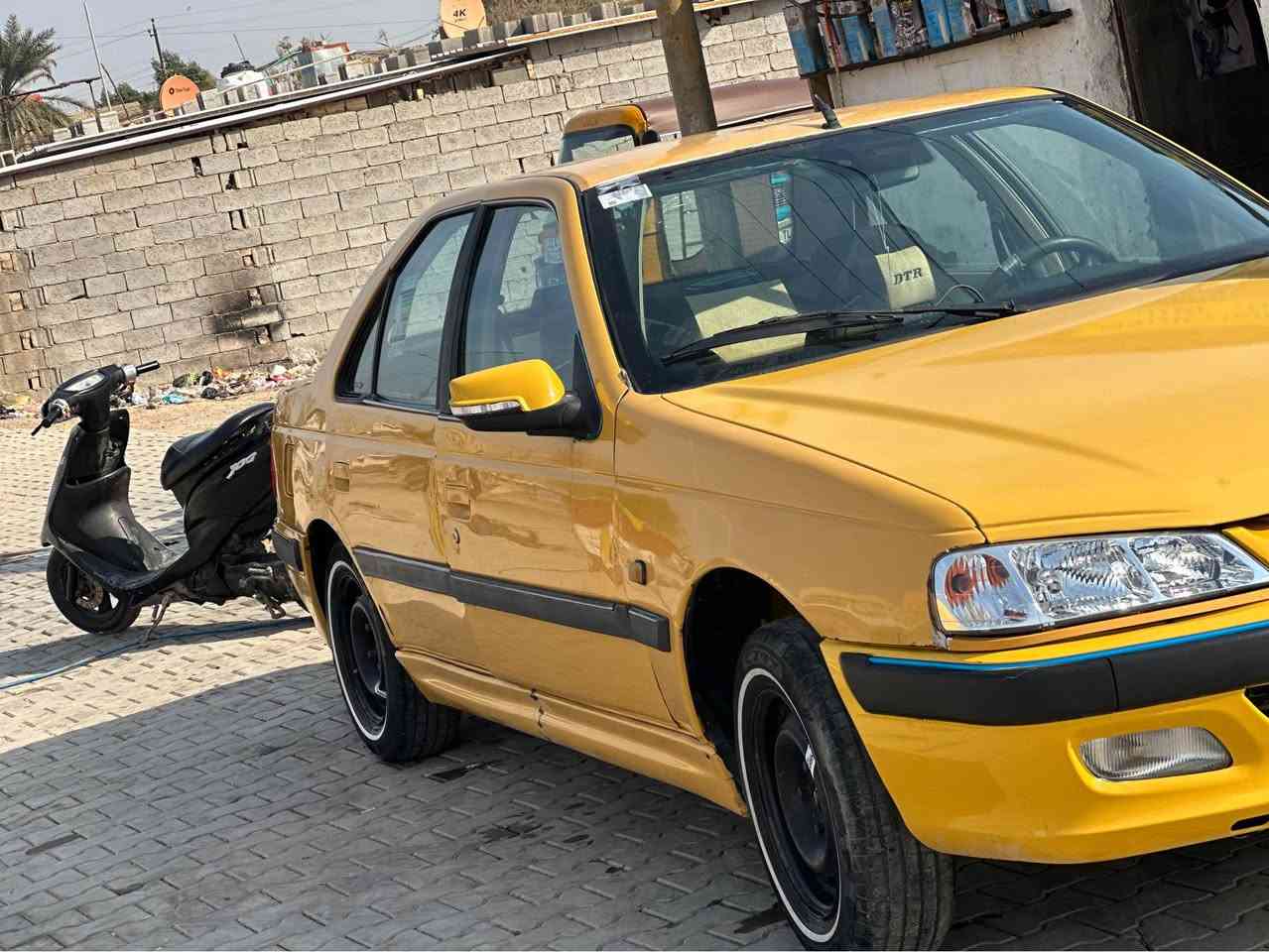 سلام عليكم 
بيجو بارس 2015 
رقم بغداد أنكليزي تحويل ثاني يوم غرفتهة جديدة تخبل كهربائيات كلهة شغاله تبريد يرادله بس راديتر فقط 
مبدل بيهة بنيد كير مكينة مكفولات السعر ٤٢ وبيهة مجال بسيط 
*********** بغداد, العراق
