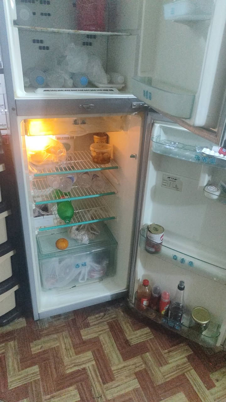 السلام عليكم غراض للبيع نظيفه
الي يحب يتفضل خاص


**إذا كنت صاحب هذا الإعلان وتريد حذفه لأي سبب، رجاءا أرسل رسالة إلى الدعم الفني**