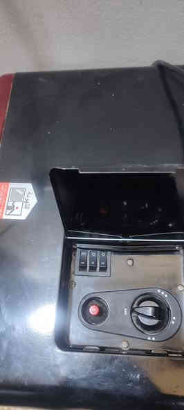 صوبه غاز وهيتر كهرباء اخو الجديد ماركه نوال نظام تشغيل واطفاء من القفل جوده عاليه شغال كامل السعر ٨٠ الف ***********
