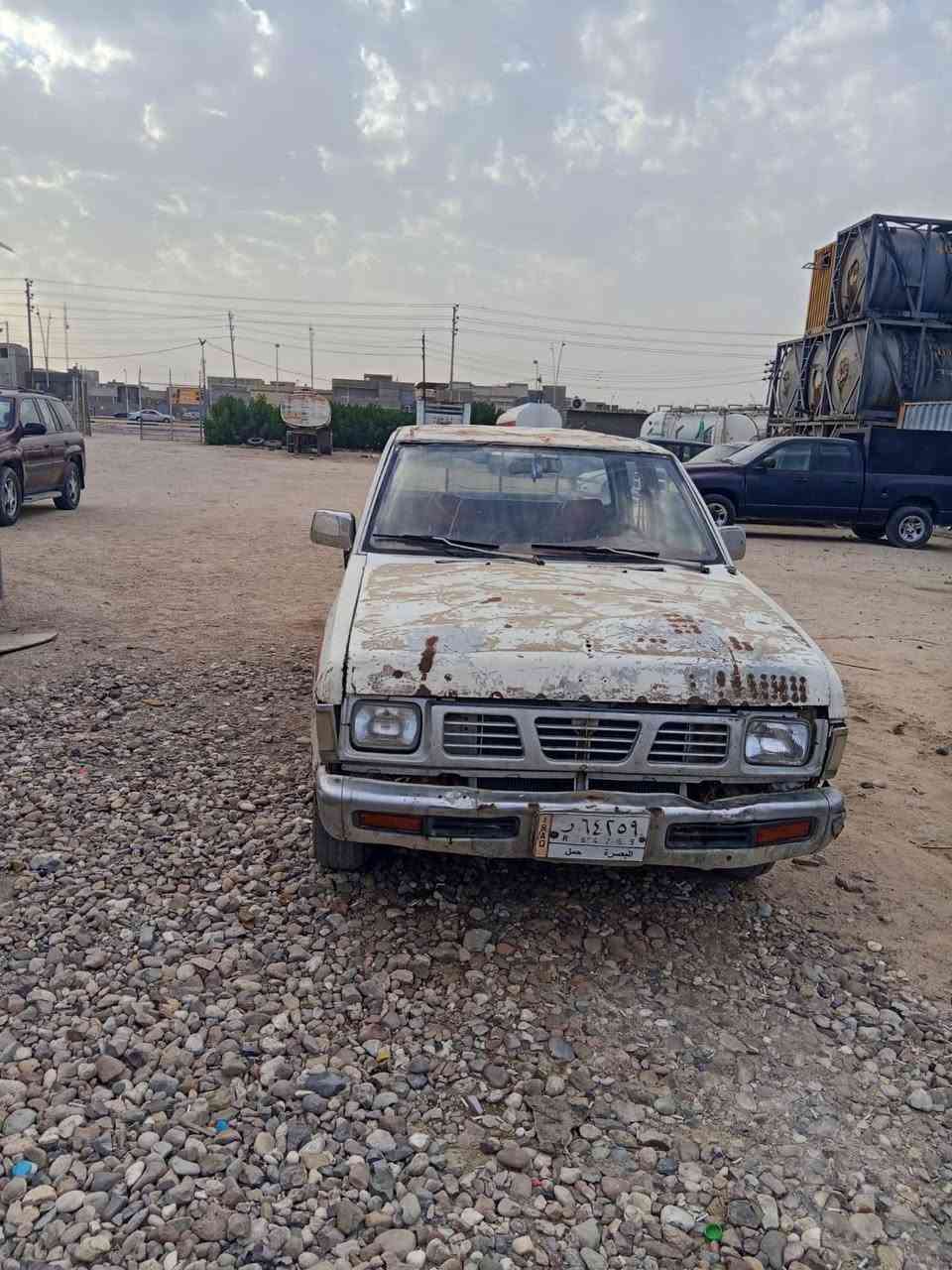 السلام عليكم مكلف بالنشر
بيكم للبيع رقم بصره مكينه وكير ونجي كهربائيات شغاله تخم تاير حداده حلوه والبدي شوف العين 

السعر 19 وبيها مجال قليل حك الجيه 

مكان السياره البصره الزبير 

رقم راعيها ***********
