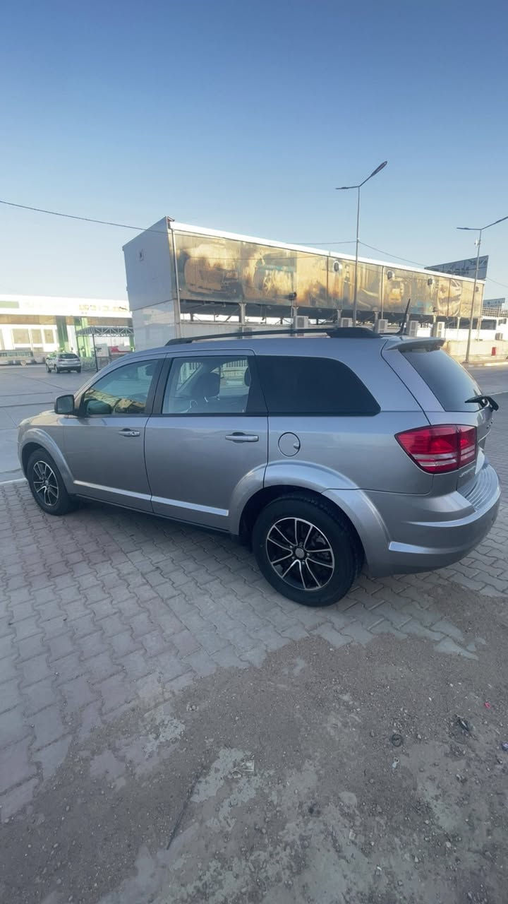 سلام عليكم شباب دوج جورني للبيع او مراوس حسب القناعه موديل 19 ماشيه 92 ميل 4 سلندر 7 راكب قطعه وحده تبريد حادثه فقط البنيد مصبوغ بدون دواخل وصور الحادث والسونار مرفقه مع المنشور مكانه واسط ورقم واسط للاستفسار أكثر 

***********
