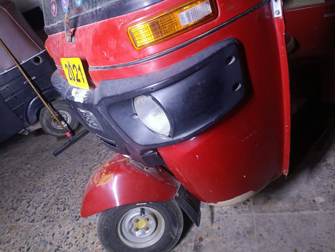 السلام عليكم تكتك بلاديه موديل18 رقم بغداد مكينه كهربائيت خير من الله مكاني بغداد الشعب السعر5250 وبيه مجال للطيببن رقم الهاتف ***********
