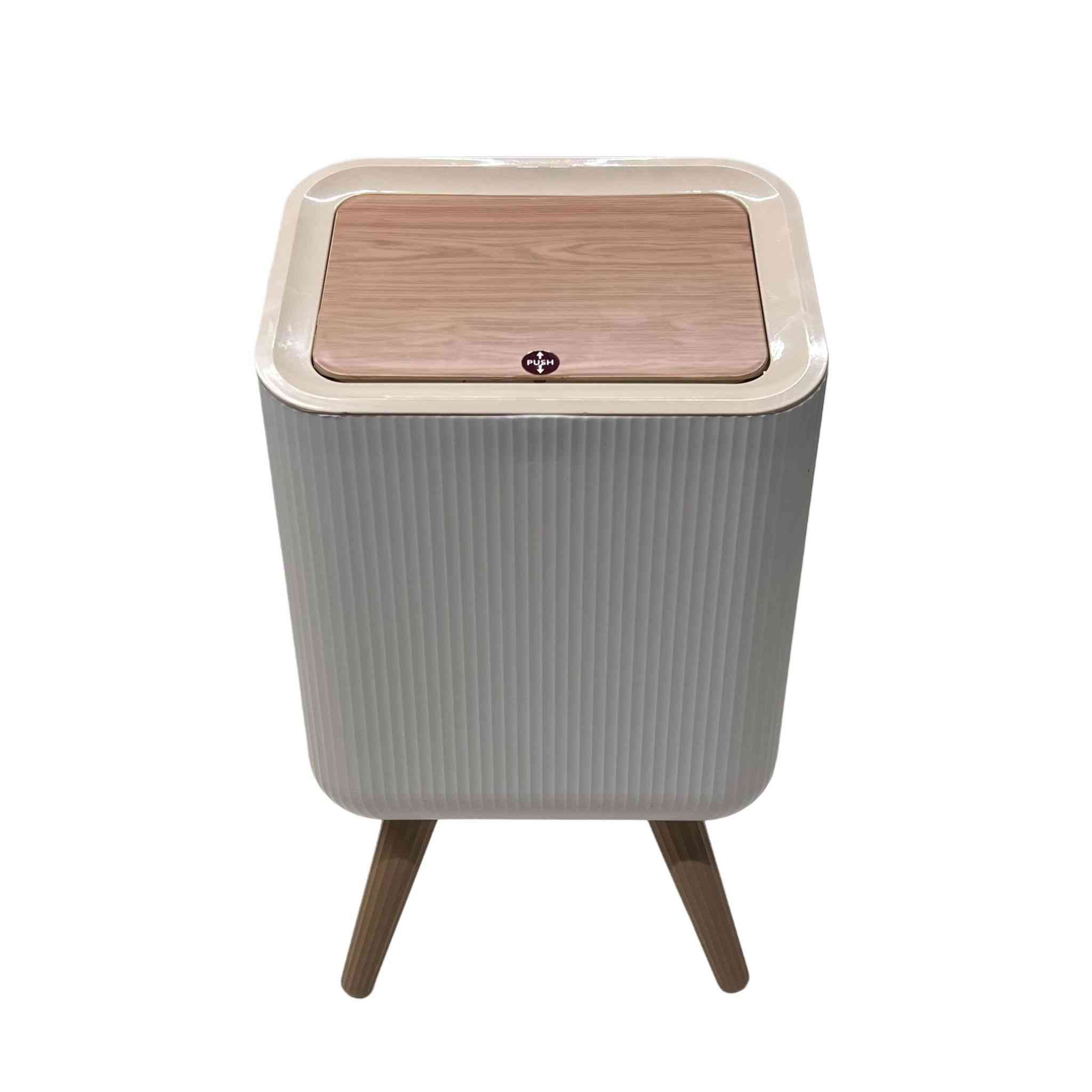 •    سعر(  20) الف فقط      •    توصيل مجاني 🛵 •    لطلب اتصل *********** واتساب 📞 
🌿 ترتيب أنيق بلمسة عصرية!

سلة تخزين بغطاء PUSH عملي ولمسة خشبية أنيقة 🤍
تصميم مرتفع على أرجل يضيف جمال ونظافة للمكان ✨
حجم مناسب للمساحات الصغيرة وسهلة الاستخدام 👌

خلي أغراضك مرتبة… وديكورك أرتب
