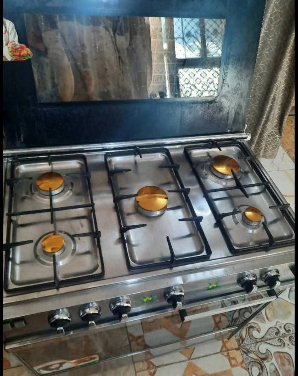 ورشة ابو علي صيانة طباخات تصليح وتنظيف انواع طباخات الحديثه والقديمه صيانة موقعيه الكرخ والرصافه نتصلو وبل خدمه ***********
