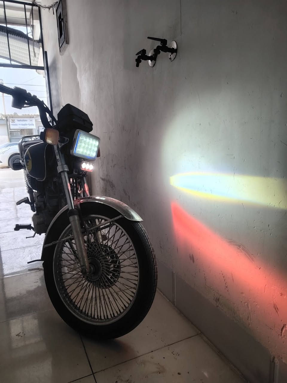 سافيني للبيع 23
مفتوح كهربائيات كلها جدد محتاج وريد ابيعه
جيب وياك فيتر يفحصه كلشي مابي 
السعر 380 وبي مجال للطيبين 
ما اراوس اريد ابيع لان محتاج


**إذا كنت صاحب هذا الإعلان وتريد حذفه لأي سبب، رجاءا أرسل رسالة إلى الدعم الفني**