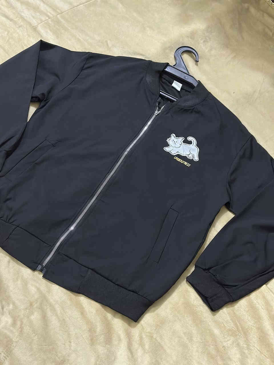 قمصلة كوالتي عالي بالة اوربية السعر 9الف 💸 
‌‎يتوفر توصيل داخل النجف و بغداد 🚚 

***********‌‎للحجز يرجى التواصل معنا دايركت او على الواتساب 

.
.
.
.
.
.
‌‎#البسة_رجالية_نسائية_اكسسوارات_ساعات_هدايا #كوالتي_درجه_اولى💯💯 #ملابس_احذية_حقائب_شالات_اكسسوارات_نظارات_قبعات_شالات
