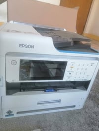 طابعة • حبر هدية • أغراض متفرقة