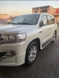 لاندكروز V8 • ٢٠١٦ • ٨ ايرباك