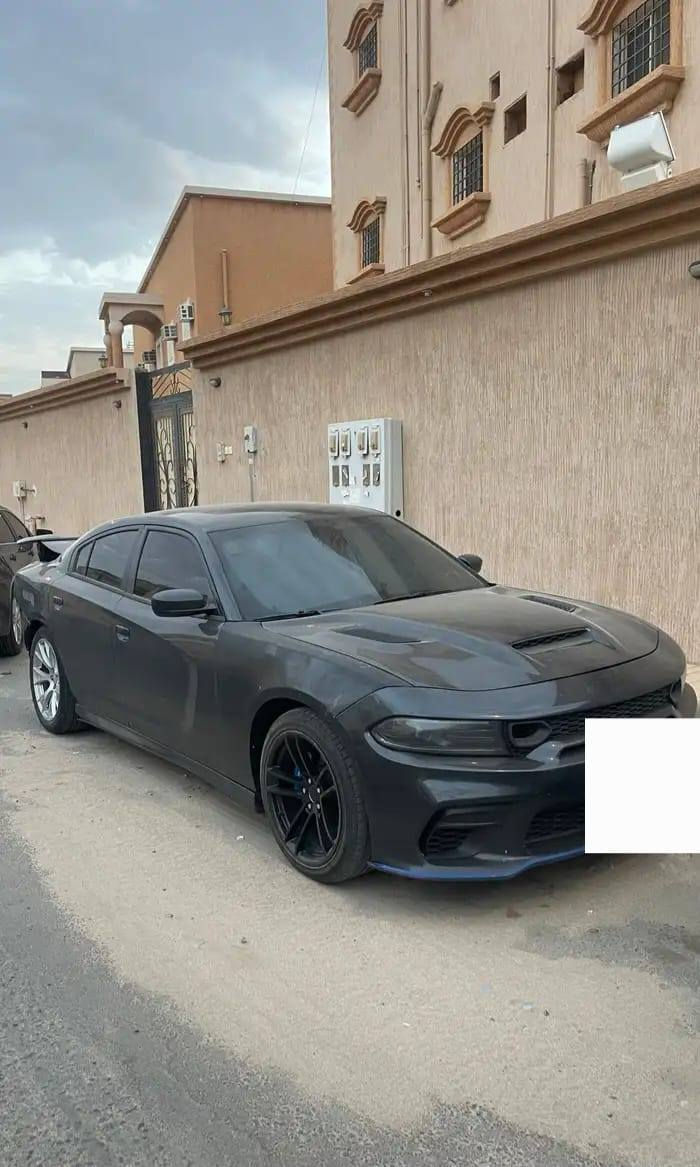 السلام عليكم ورحمه الله 

للبيع جارجر موديل 2017 اصلها

فئه GT اصلها بلادي 

رقم سليمانيه الجديد باسمي شخصيأ

السيارة وارد كندي وكاله سابقأ مكفوله عام

ابيع على حادثها موظح الصور يمك

بدون اي داخل وباقي سياره كفاله 

كير ومكينه بشرط اتعهد بيهم

السعر (( 75$ ورقه وبيها مجال بسيط

الاستفسار اتصال او وتساب رقمي 

***********
