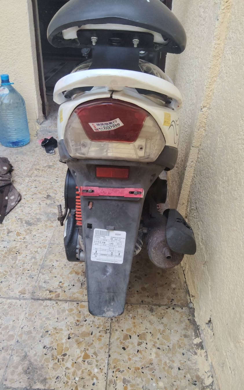 سلام عليكم شباب هاي الدراجه للبيع دراجه نضيفه المكينه بلديه ما ربه تجي فحص بس الكفرات تجاري السعر 750 بي مجال مو خاص


**إذا كنت صاحب هذا الإعلان وتريد حذفه لأي سبب، رجاءا أرسل رسالة إلى الدعم الفني**