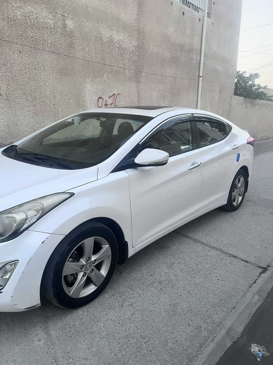 النترا ٢٠١٤ مكفوله من صبغ والتبديل بيه فقط بارد
فول مواصفات ما عدى البصمه حداديه جديده تبريد جديد خير من الله مكان السياره واسط الكوت 
السعر ١١٥ وبيه مجال


**إذا كنت صاحب هذا الإعلان وتريد حذفه لأي سبب، رجاءا أرسل رسالة إلى الدعم الفني**