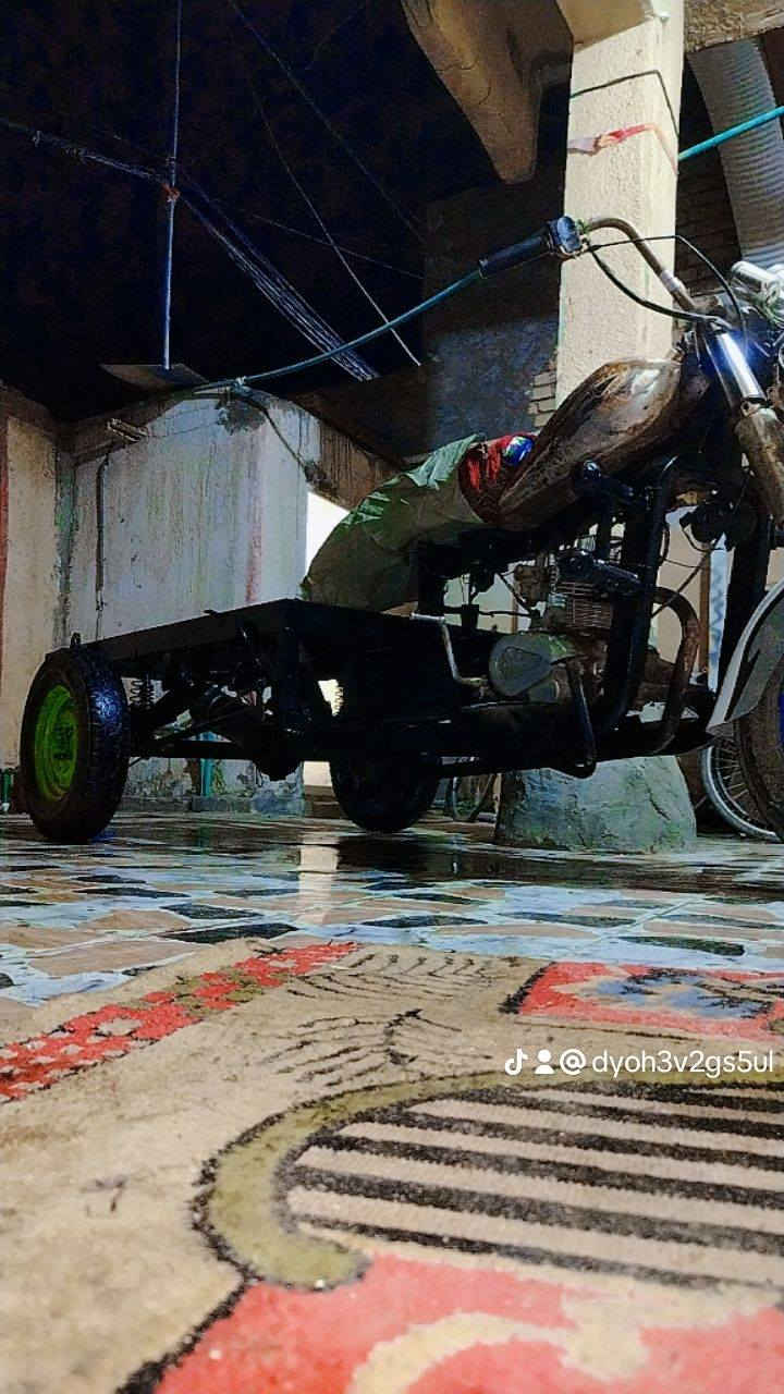 ستوته 7للبيع عووزهه بدي
كلك كلك مصبوغ صبغ بلادي  شاصيهه نضيف مكفول محرك نضيف اكسن نضيف دراجه ما عايزه شوفت عينك *********** سعر 750 المو شراي لا يعلق لو يراسل  تره يسمع حجي مو حلوه
