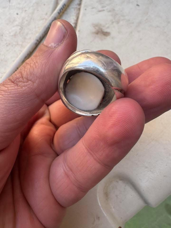 سلام عليكم جزع يماني بقري قديم ثقب صياغه ثقيله للبيع لسعر 200 الف مكاني بغداد


**إذا كنت صاحب هذا الإعلان وتريد حذفه لأي سبب، رجاءا أرسل رسالة إلى الدعم الفني**