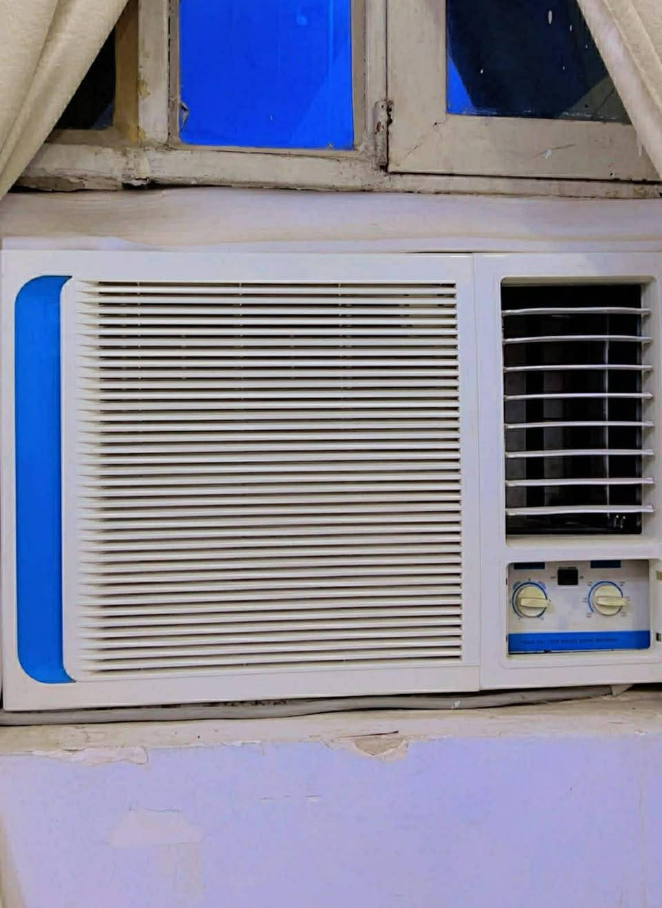 مكانهن زعفرانيه
مكيف 2 طن جنرال نضيف جداً 250
غرفه ملكيه تركي 600 
كاونتر خشب صاج مرمر سنك 2 متر 
200


**إذا كنت صاحب هذا الإعلان وتريد حذفه لأي سبب، رجاءا أرسل رسالة إلى الدعم الفني**