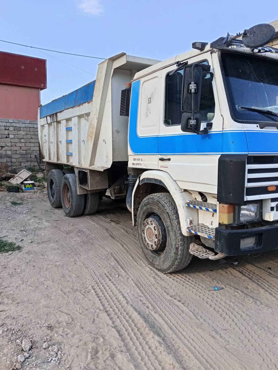 سكانيه 113
مديل92 سكس ويل مجموعة فالفو مربع كل شرط محرك كير مجموعة
تبريد 
رقم اربيل دولي 
 مكنه صلاح الدين بيجي 
***********
