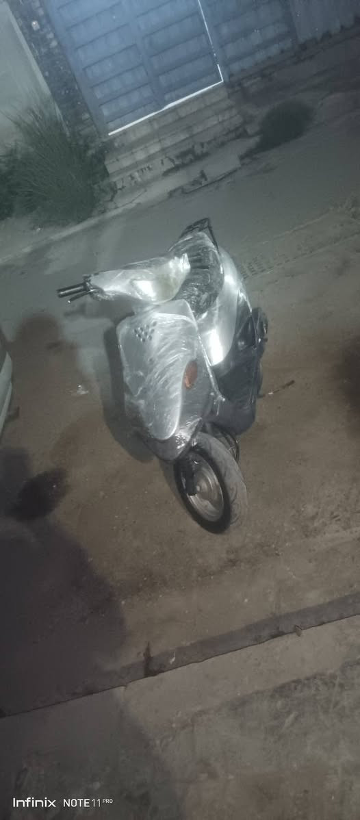 دراجه ناريه تسع زروف بيجي دراجه محرك ناعم لايتات وشاير عالي وانصي صندوك ينقفل قبق ينقفل مال بانزين دراجه ناعمه تشتخل نكره سلف وهندر دراجه بوضع الشركه نكر سلف هندر بريك امامي وخلفي بكانك بغداد الزعفرانيه سعر ٢٥٠ وبيه مجال حك الجيه رقم الهاتف تعال خاص


**إذا كنت صاحب هذا الإعلان وتريد حذفه لأي سبب، رجاءا أرسل رسالة إلى الدعم الفني**