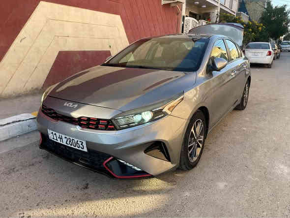 كيا فورتي 2022 وارد 🇺🇸🇺🇸
موفات عاديه محرك 2000 دوش 
كامره شاشه قياده ذاتيه تحديد سرعه 
تحكمات ستيرن جهتين توقف ذاتي الحركه المرور 
بجم شديلها مال جيتي لايت زنون وبلوجكتر زنون 
ماشيه 80 الف مايل بدون ايرباك بدون صبغ 
مابيها اي نقص سياره نظيفه صدر جيد 
ملاحظه 
المحرك مفتوح مبدل كازكيت فقط 
وبيها منظومه غاز حلقيه 60 لتر شغاله 
السعر 142 وبي مجال بسيط 
مكاني بغداد الشعب ***********
اخوان الشراي يتصل او يدخل خاص وناشر سونار المندلاوي كلب الصور وشوفها تعجبك تدلل ماتعجبك دعيلنه بالتوفيق بغداد
